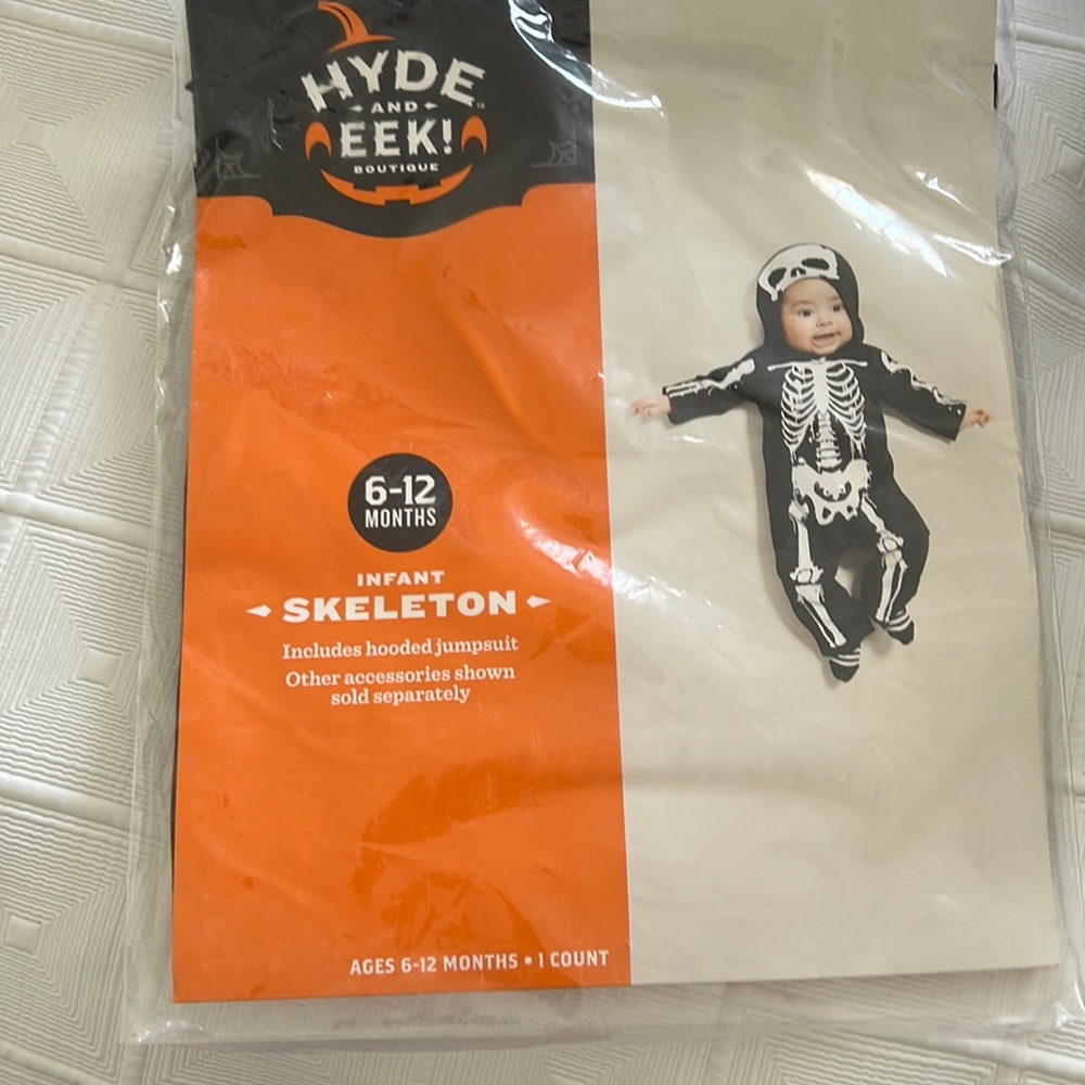 Skeleton baby costume